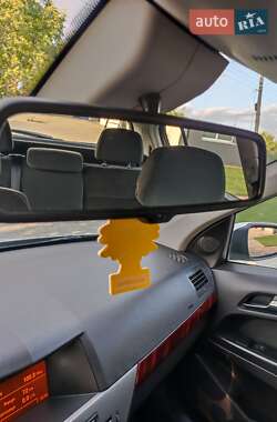 Хэтчбек Opel Astra 2004 в 
