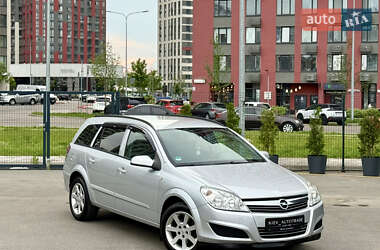 Универсал Opel Astra 2009 в 