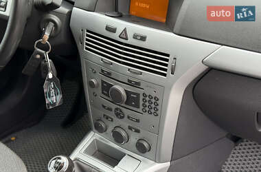 Универсал Opel Astra 2009 в 