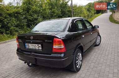 Седан Opel Astra 2008 в 