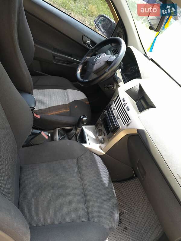 Хетчбек Opel Astra 2008 в Миколаєві