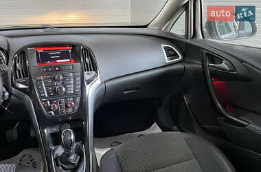 Универсал Opel Astra 2015 в 
