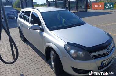 Универсал Opel Astra 2010 в 