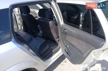 Opel Astra 2010 Opel Astra 2010