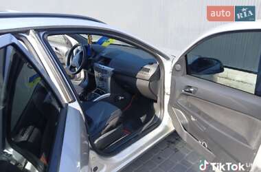 Универсал Opel Astra 2010 в 