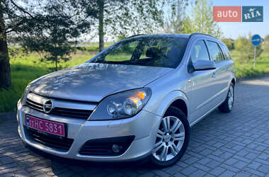 Универсал Opel Astra 2006 в 
