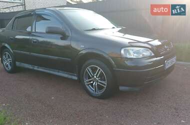Седан Opel Astra 2008 в Овручі