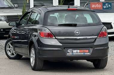 Хэтчбек Opel Astra 2009 в 