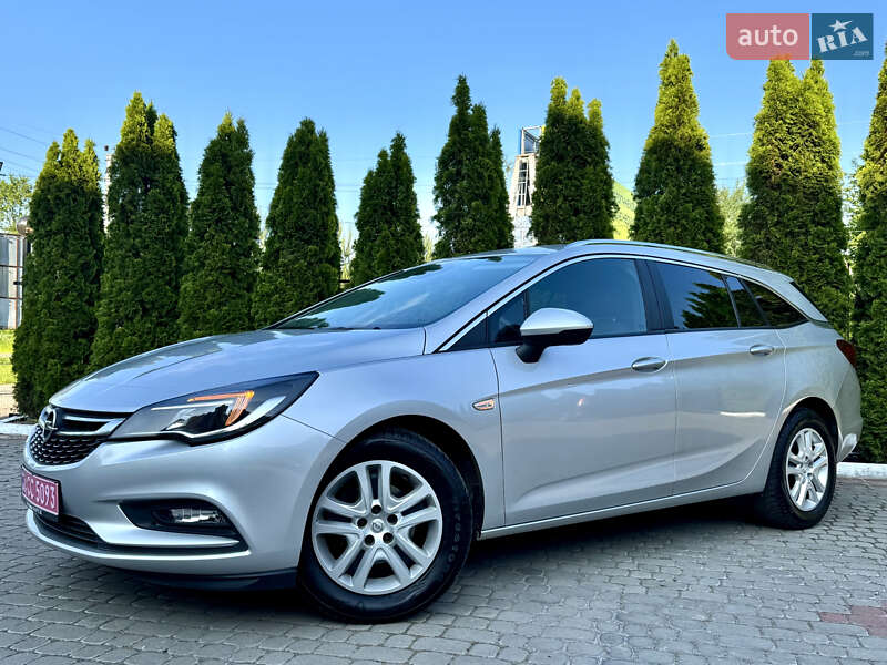 Универсал Opel Astra 2018 в Трускавце