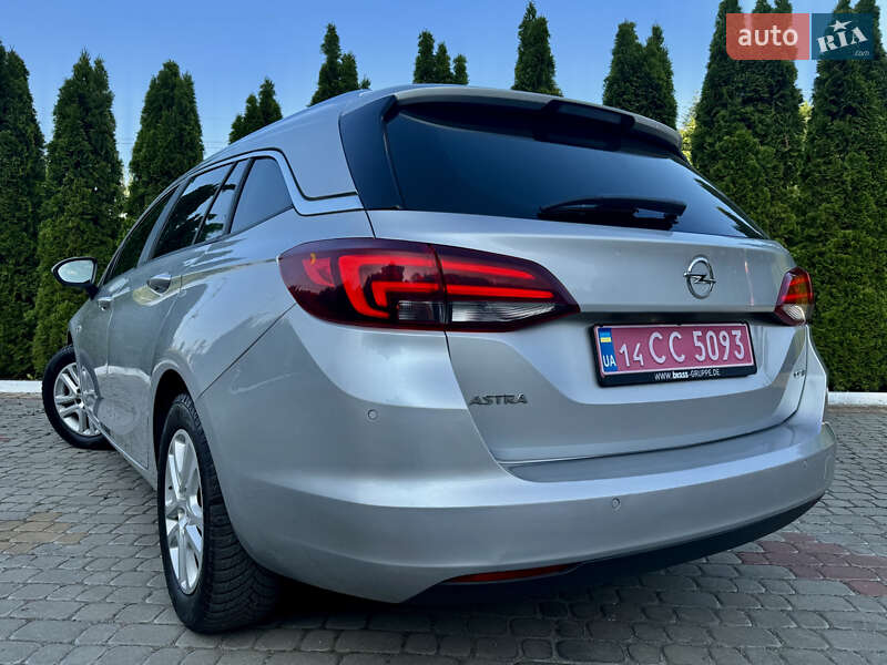 Универсал Opel Astra 2018 в Трускавце