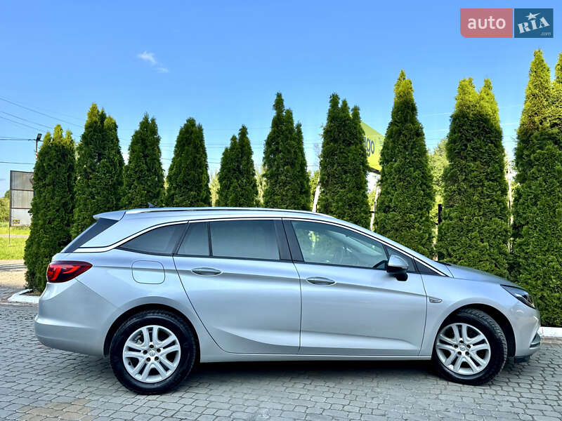 Универсал Opel Astra 2018 в Трускавце