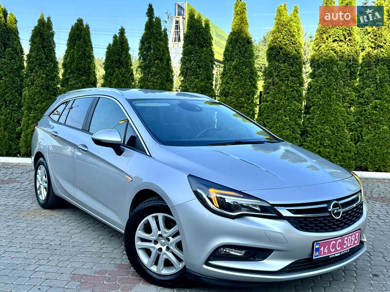 Универсал Opel Astra 2018 в Трускавце