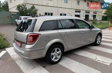 Универсал Opel Astra 2009 в 