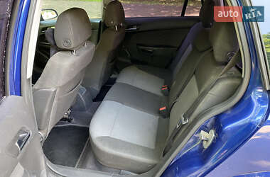 Универсал Opel Astra 2005 в 
