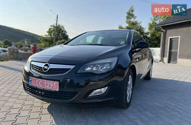 Хэтчбек Opel Astra 2011 в Надворной