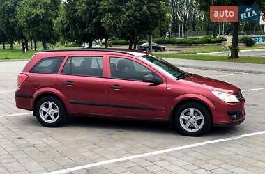 Универсал Opel Astra 2006 в Черкассах