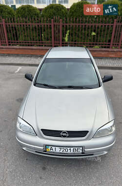 Седан Opel Astra 2007 в 