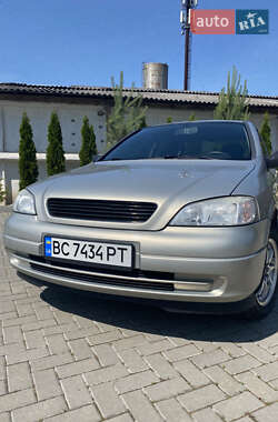 Седан Opel Astra 2008 в 