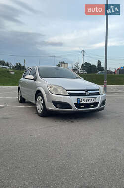 Хэтчбек Opel Astra 2007 в Виннице