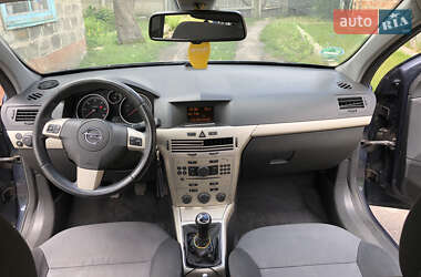 Универсал Opel Astra 2008 в 