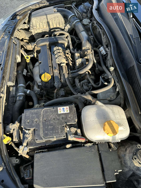 Хэтчбек Opel Astra 2007 в Черновцах