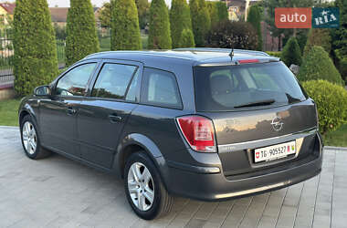 Универсал Opel Astra 2009 в 