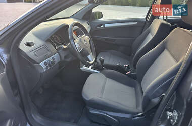 Универсал Opel Astra 2009 в 