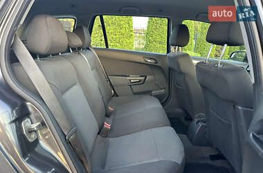Универсал Opel Astra 2009 в 