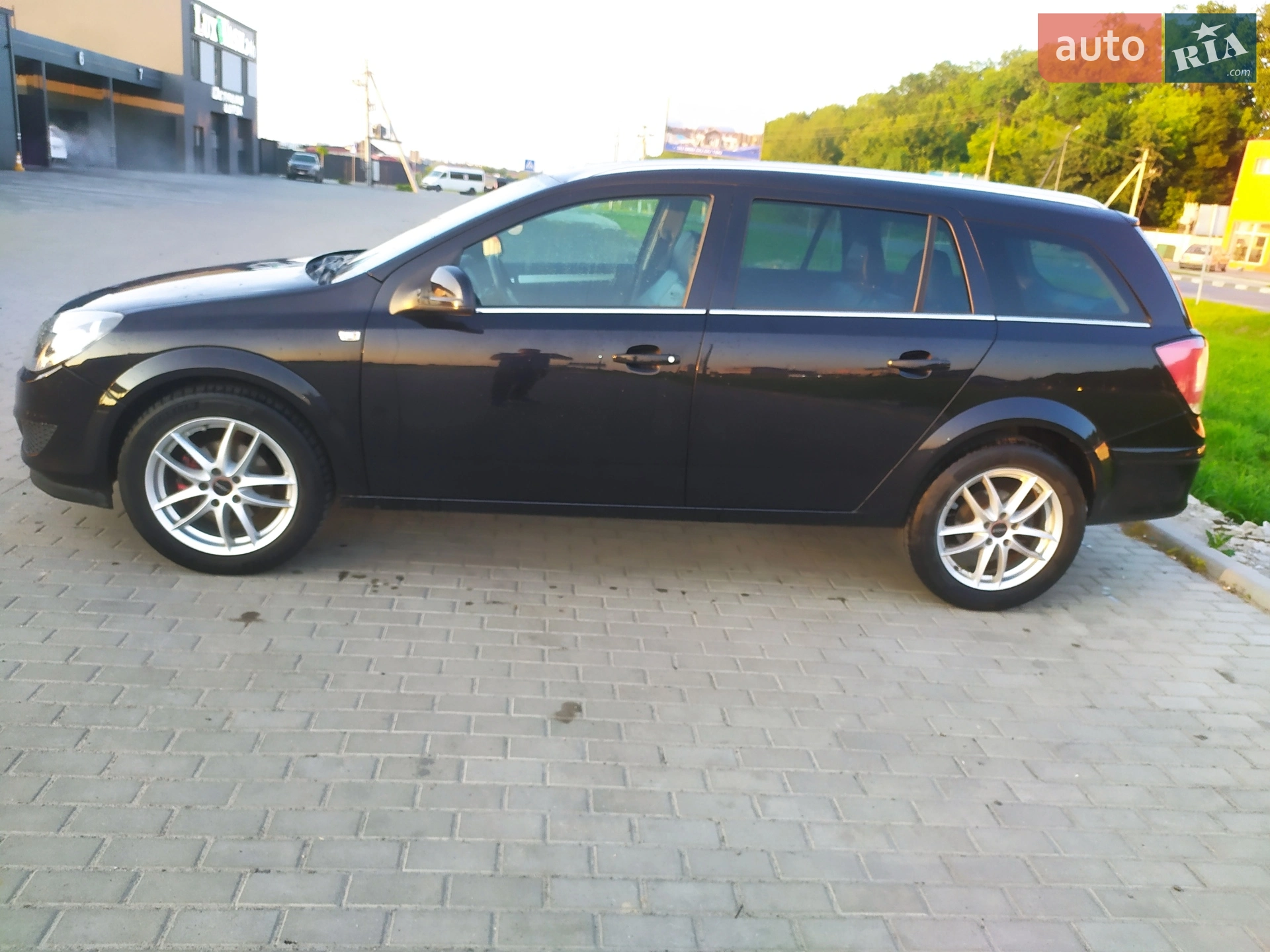2010 Opel Astra - мініатюра 8