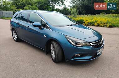 Универсал Opel Astra 2017 в Бердичеве
