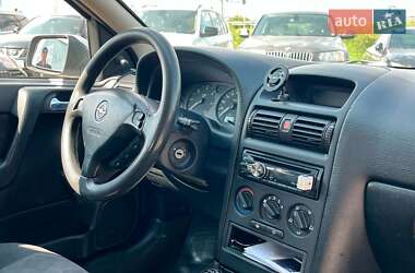 Универсал Opel Astra 2001 в 