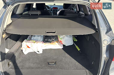 Универсал Opel Astra 2013 в 
