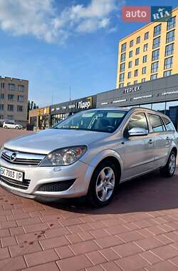 Универсал Opel Astra 2007 в Нетешине