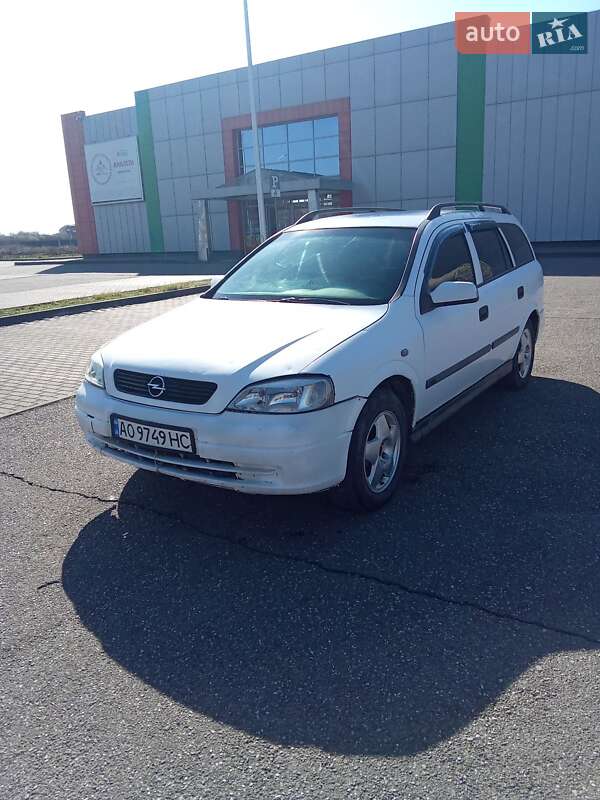 Универсал Opel Astra 2001 в 