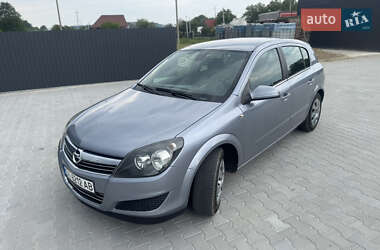 Хэтчбек Opel Astra 2009 в Коломые