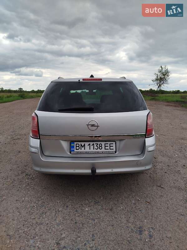 Универсал Opel Astra 2010 в Недригайлове фото 3 Универсал Opel Astra 2010 в Недригайлове