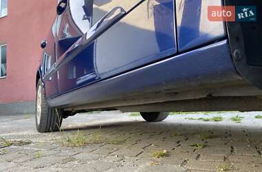 Хэтчбек Opel Astra 2006 в 