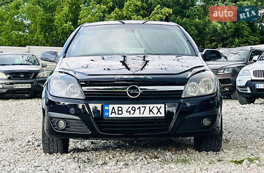 Хэтчбек Opel Astra 2006 в 