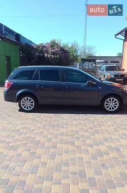 Универсал Opel Astra 2009 в 