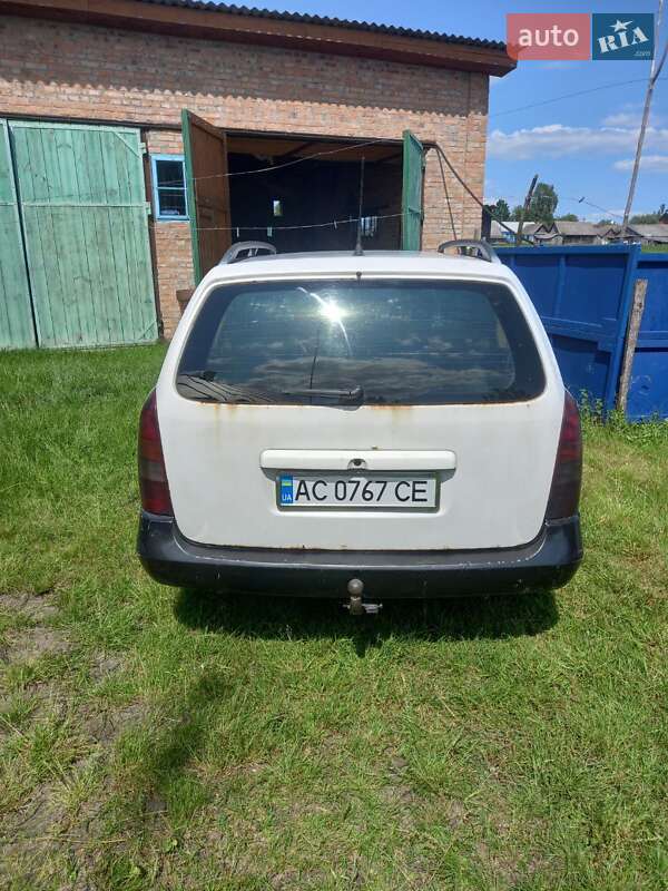 Универсал Opel Astra 1998 в Луцке