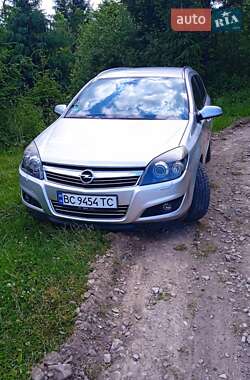Универсал Opel Astra 2008 в Бориславе