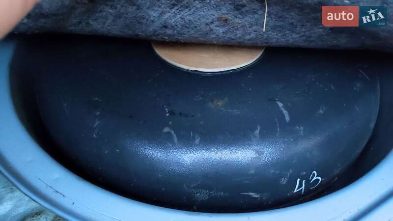 Седан Opel Astra 2004 в Рівному