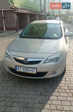 Opel Astra 2010