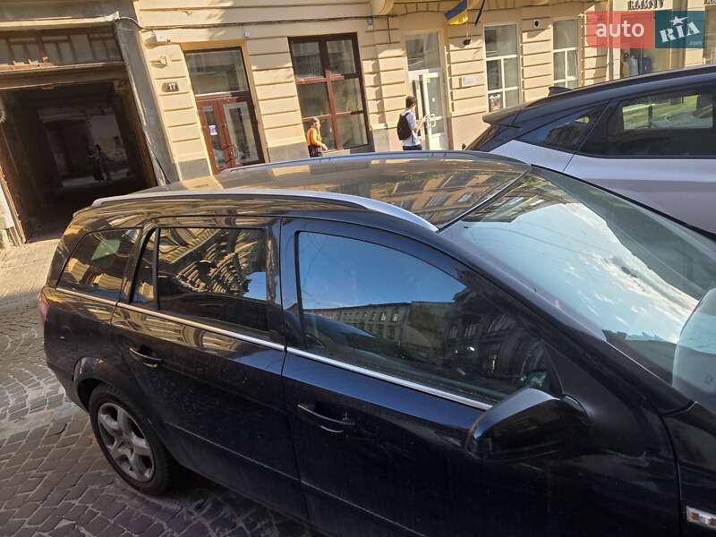 Универсал Opel Astra 2006 в 