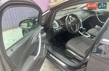 Универсал Opel Astra 2011 в 