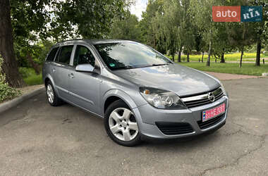 Универсал Opel Astra 2005 в 