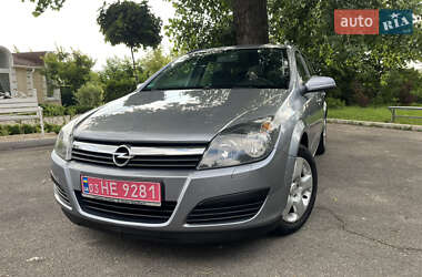 Универсал Opel Astra 2005 в 