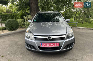 Универсал Opel Astra 2005 в 