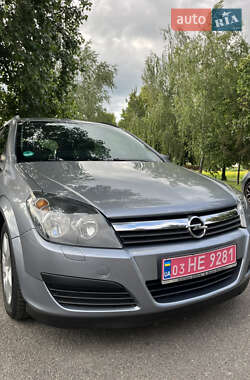 Универсал Opel Astra 2005 в 