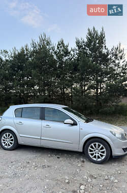 Хэтчбек Opel Astra 2004 в Тернополе